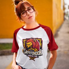 Áo thun Gryffindor Quidditch Team – Raglan